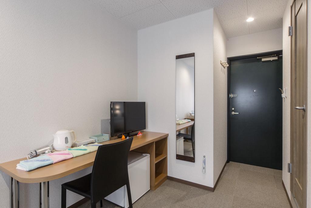 Shijo Omiya Guesthouse And Hotel Kyoto Exterior photo