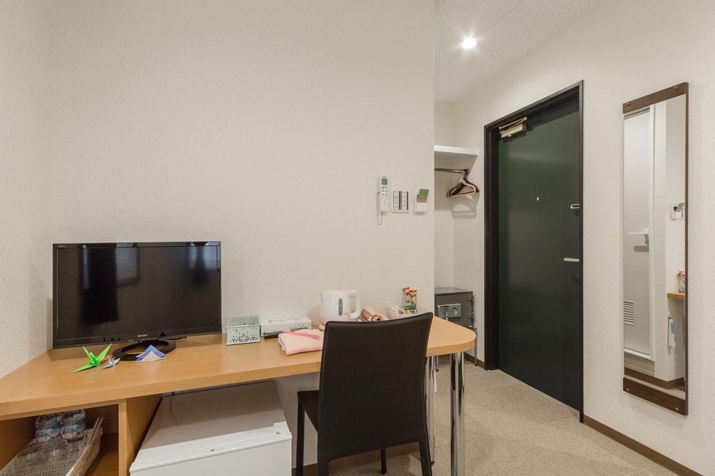 Shijo Omiya Guesthouse And Hotel Kyoto Exterior photo