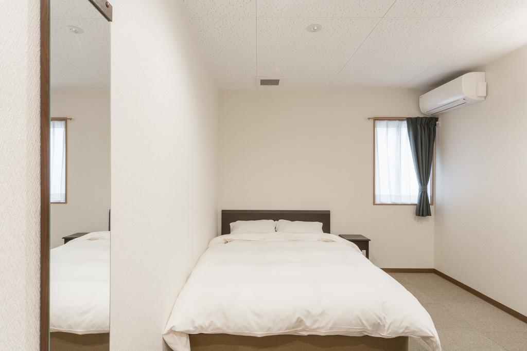 Shijo Omiya Guesthouse And Hotel Kyoto Exterior photo