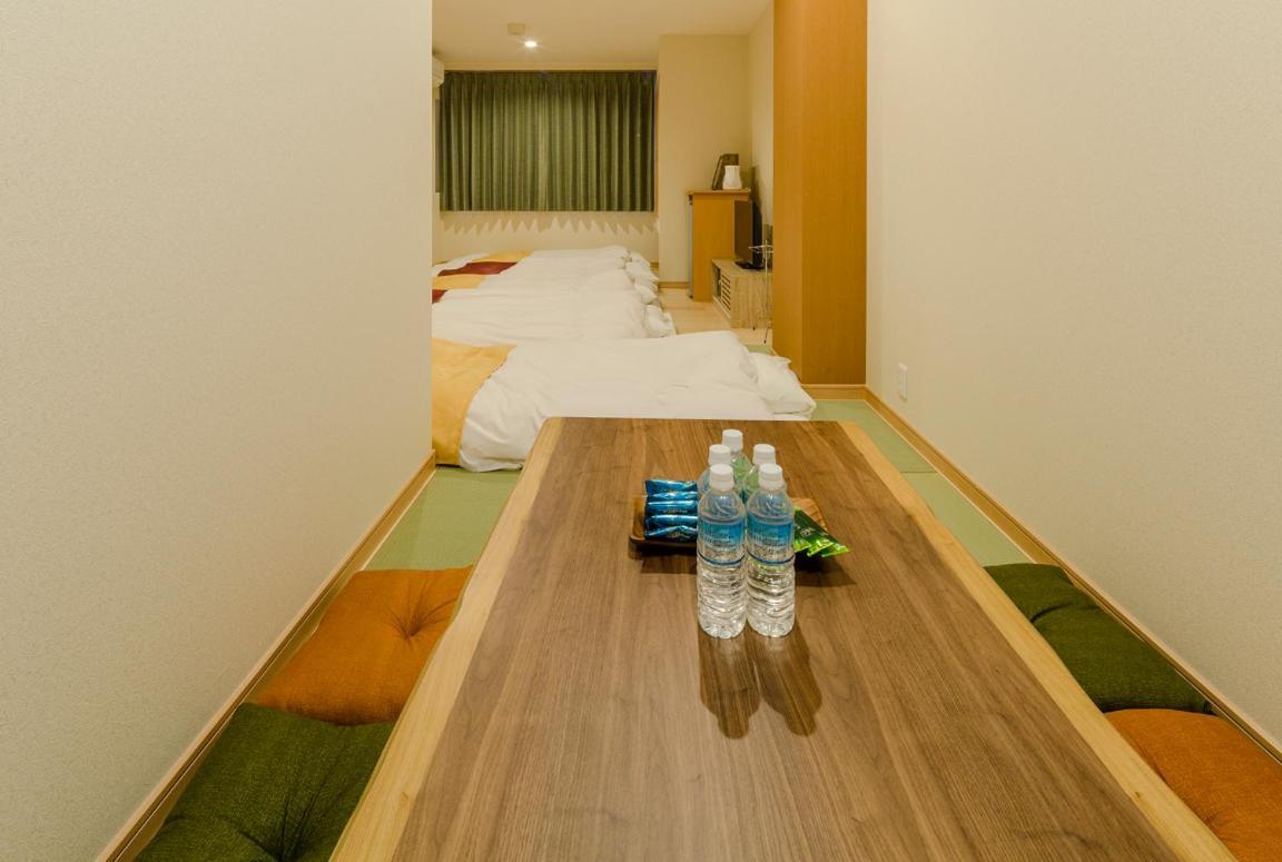 Shijo Omiya Guesthouse And Hotel Kyoto Exterior photo